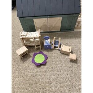 Wooden Dollhouse Nursery And Bunk Bed Lot